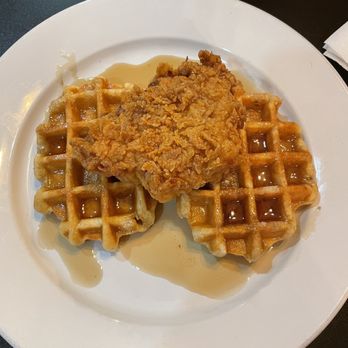 The Mason Jar - Chicken and waffles - American Near Me - Dublin, Virginia