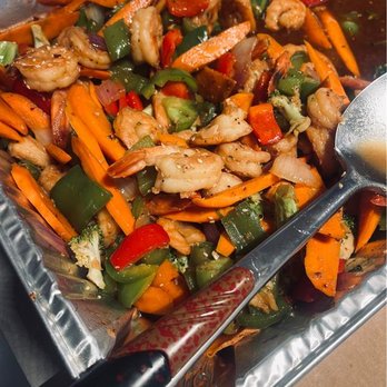 Raee G Cafe - Shrimp Stir-fry - Breakfast & Brunch Near Me - Vernon, California Raee G Cafe - Shrimp Stir-fry - Breakfast & Brunch Near Me - Vernon, California
