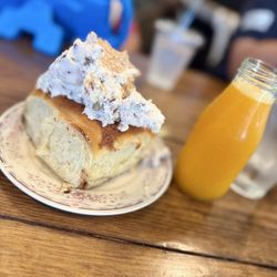 Hen Mother Cookhouse - Cinnamon Roll & freshly Fresh Squeezed OJ