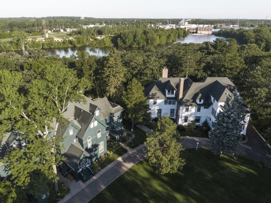 Linden Hill Historic Estate by null