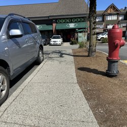 Kin's Farm Market - Champlain Square