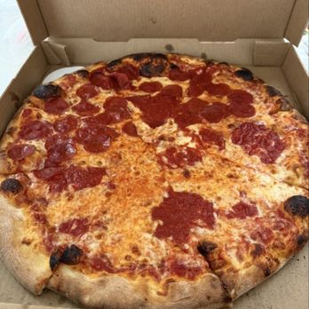Uncle Giuseppe's Lil Bit A Brooklyn - Half pepperoni with extra sauce! - Pizza Near Me - Stuart, Florida Uncle Giuseppe's Lil Bit A Brooklyn - Half pepperoni with extra sauce! - Pizza Near Me - Stuart, Florida