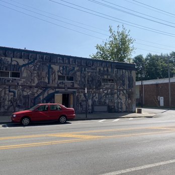 Glassner's Bakery Mural - Public Art Near Me - Louisville, Kentucky Glassner's Bakery Mural - Public Art Near Me - Louisville, Kentucky