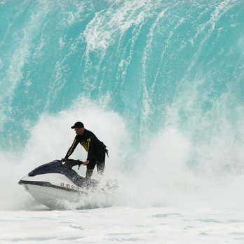 Banzai Pipeline - Pipeline Beach - Lifeguard - Beaches Near Me - Haleiwa, Hawaii