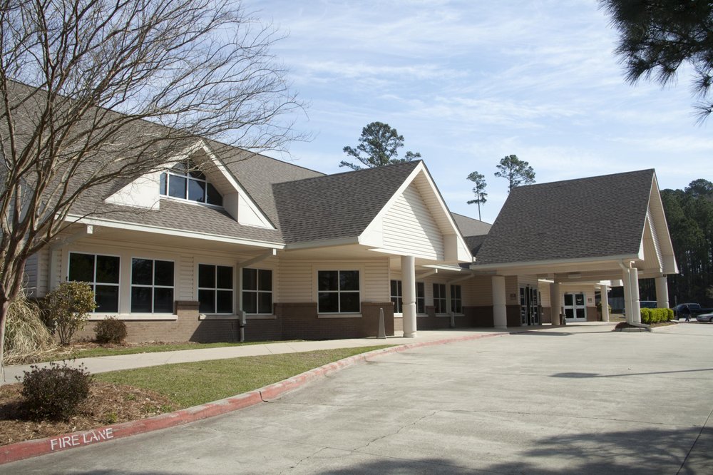 SPRINGHILL MEDICAL CENTER Updated August 2024 11 Photos 2001