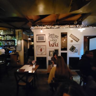 Kurant Wine Bar by null