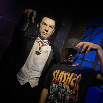 Hollywood Wax Museum - vampire - Museums Near Me - Los Angeles, California Hollywood Wax Museum - vampire - Museums Near Me - Los Angeles, California