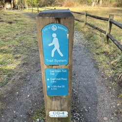 Cougar Mountain Regional Wildland Park - Signage