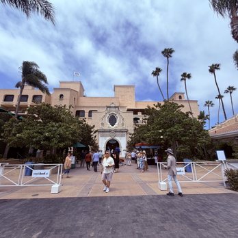 Del Mar Racetrack - Grandstand and Clubhouse - Race Tracks Near Me - Del Mar, California