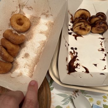 BittieBitez Mini-Donuts - Cinnamon sugar & chocolate - Donuts Near Me BittieBitez Mini-Donuts - Cinnamon sugar & chocolate - Donuts Near Me