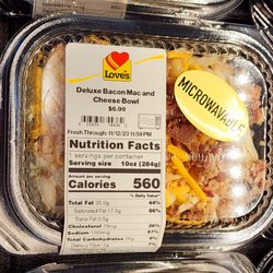 Love's Travel Stop - Mac and Cheese