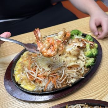 Garden Express - Cheese Butter Tiger Shrimp on Rice - Asian Fusion Near Me - Toronto, Ontario Garden Express - Cheese Butter Tiger Shrimp on Rice - Asian Fusion Near Me - Toronto, Ontario