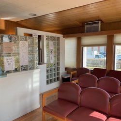 Caremed Primary & Urgent Care - Reception and Waiting Room