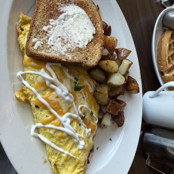 La Casa De Los Huevos - Mexican Omlette with Chorizo - Breakfast & Brunch Near Me - San Mateo, California