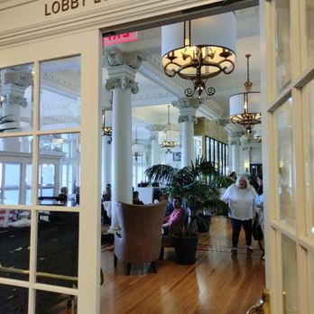 Fairmont Empress - Hotels Near Me - Victoria, British Columbia