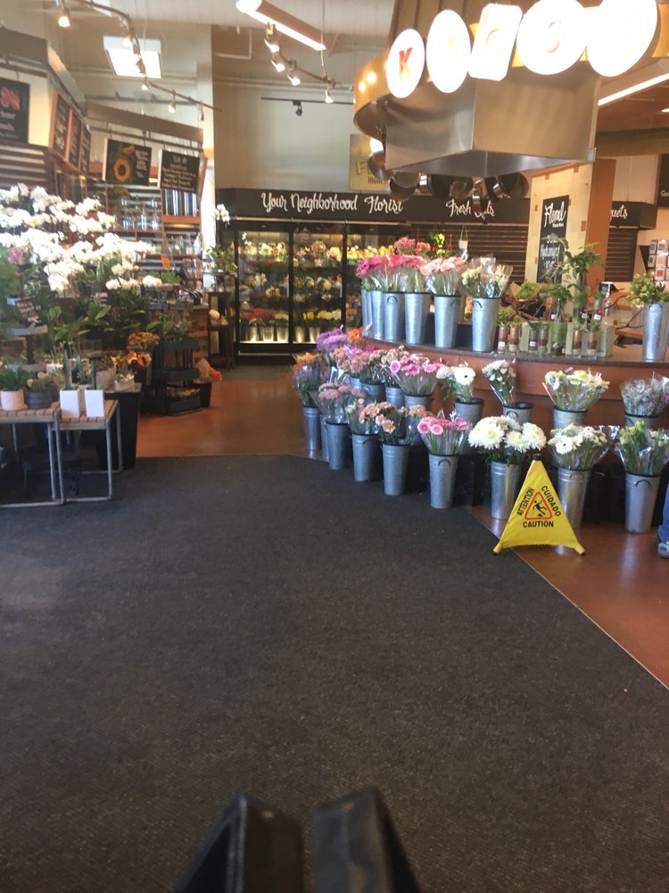 METROPOLITAN MARKET FLORAL DEPT Updated October 2024 10611 NE 68th