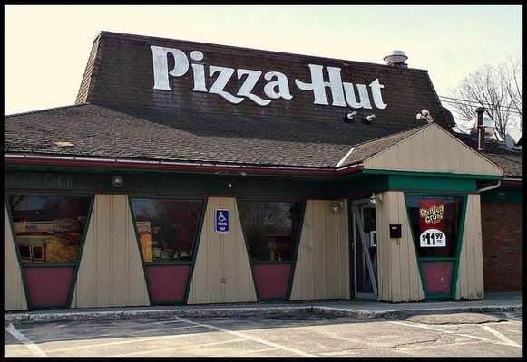 Pizza Hut by null