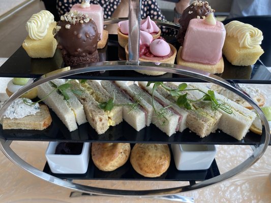 Cloud 23 Cocktail Bar by null