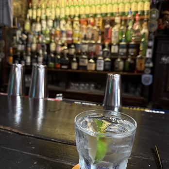 Kelly's Irish Times - Dive Bars Near Me - Washington, DC, District of Columbia Kelly's Irish Times - Dive Bars Near Me - Washington, DC, District of Columbia