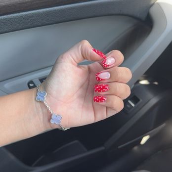 OMG! Nail Bar - Nail Salons Near Me - Tempe, Arizona