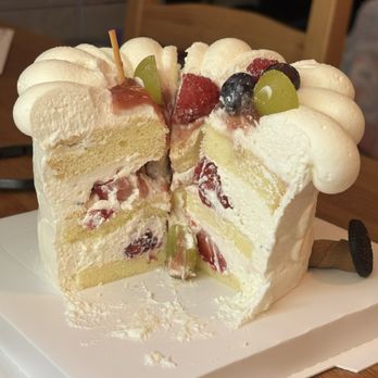 Horizon Bakery - Inside of jelly cat - Bakeries Near Me - Cupertino, California