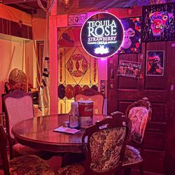 El Taller Speakeasy