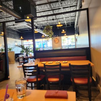 Mama’s Kitchen - Vietnamese Near Me - Daytona Beach, Florida