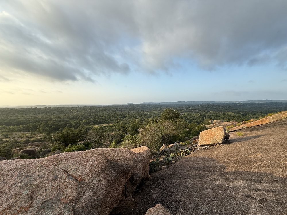 Enchanted Rock Climbing Guides Logo