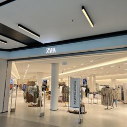 Max Center