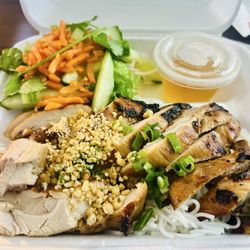 Pho Vi-Vi - Grilled Chicken Vermicelli