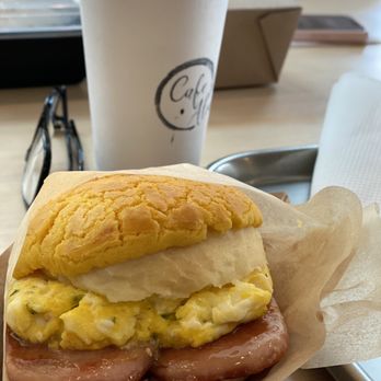 Cafe Aloe - Spam Musubi HK sandwich and black sesame latte - Cafes Near Me - Bellevue, Washington