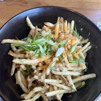Simmzy's - Blue Cheese Haystack - Gastropubs Near Me - Long Beach, California