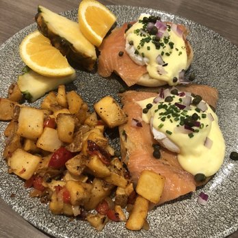 Basalt - Smoked Salmon Benedict (good) - New American Near Me - Honolulu, Hawaii Basalt - Smoked Salmon Benedict (good) - New American Near Me - Honolulu, Hawaii