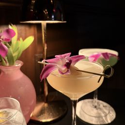 Lychee Martini, Green Makrut Gimlet Lychee Martini, Green Makrut Gimlet