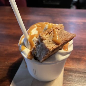 Urbanrest Brewing - Pumpkin spice sundae (only the cake is vegan ) - Breweries Near Me - Ferndale, Michigan Urbanrest Brewing - Pumpkin spice sundae (only the cake is vegan ) - Breweries Near Me - Ferndale, Michigan