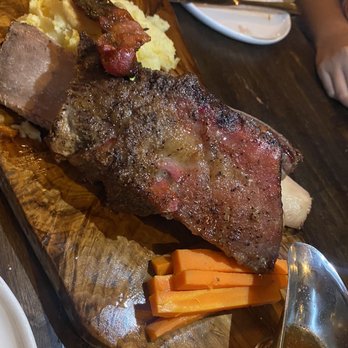 Frog & The Bull - Braised Short Rib - Tapas Bars Near Me - Austin, Texas Frog & The Bull - Braised Short Rib - Tapas Bars Near Me - Austin, Texas