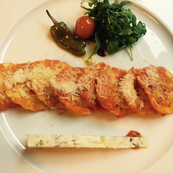 La Ricotta - Ravioli served with Gorgonzola - Italian Near Me - Porto, 13