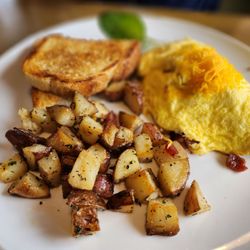Sunny Side Solana