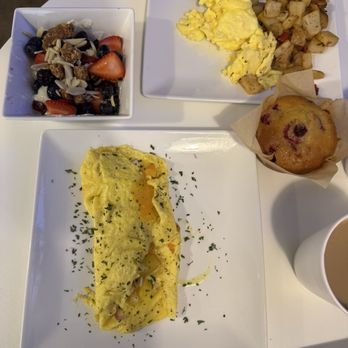 Element by Marriott - Absolutely wonderful breakfast - Hotels Near Me - Detroit, Michigan Element by Marriott - Absolutely wonderful breakfast - Hotels Near Me - Detroit, Michigan