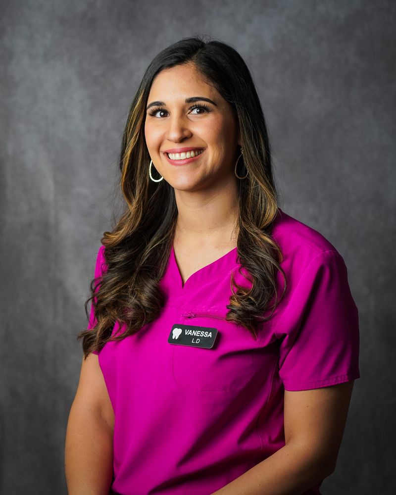 PREMIER DENTURES Updated August 2024 23 Photos 1833 N Lakes Pl