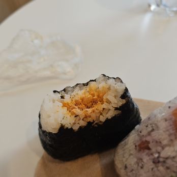 Onigiri Tanakaya - Onigiri/Musubi- Spicy Tuna. Left. More tuna flavored than most spots. Very nice - Sushi Bars Near Me - New York, New York Onigiri Tanakaya - Onigiri/Musubi- Spicy Tuna. Left. More tuna flavored than most spots. Very nice - Sushi Bars Near Me - New York, New York