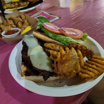 Barracuda Taphouse & Grill - Bars Near Me - Coconut Grove, Florida