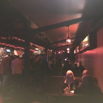 Edinburgh Castle Pub - Bar area Saturday - Pubs Near Me - San Francisco, California Edinburgh Castle Pub - Bar area Saturday - Pubs Near Me - San Francisco, California