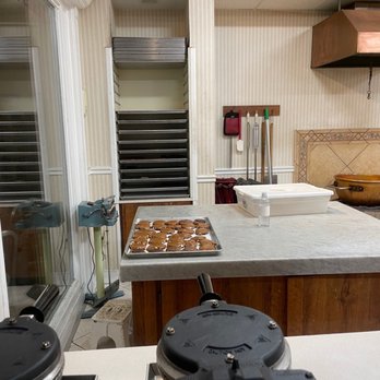 Kilwins - Firmly told those caramel treats on the tray were Not For Sale! - Desserts Near Me - Naples, Florida