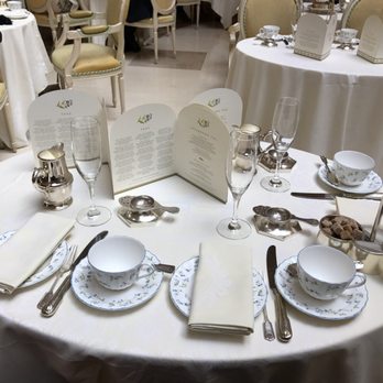 The Ritz Restaurant - Traditional Afternoon Tea (1/4) - British Near Me - London, XGL The Ritz Restaurant - Traditional Afternoon Tea (1/4) - British Near Me - London, XGL