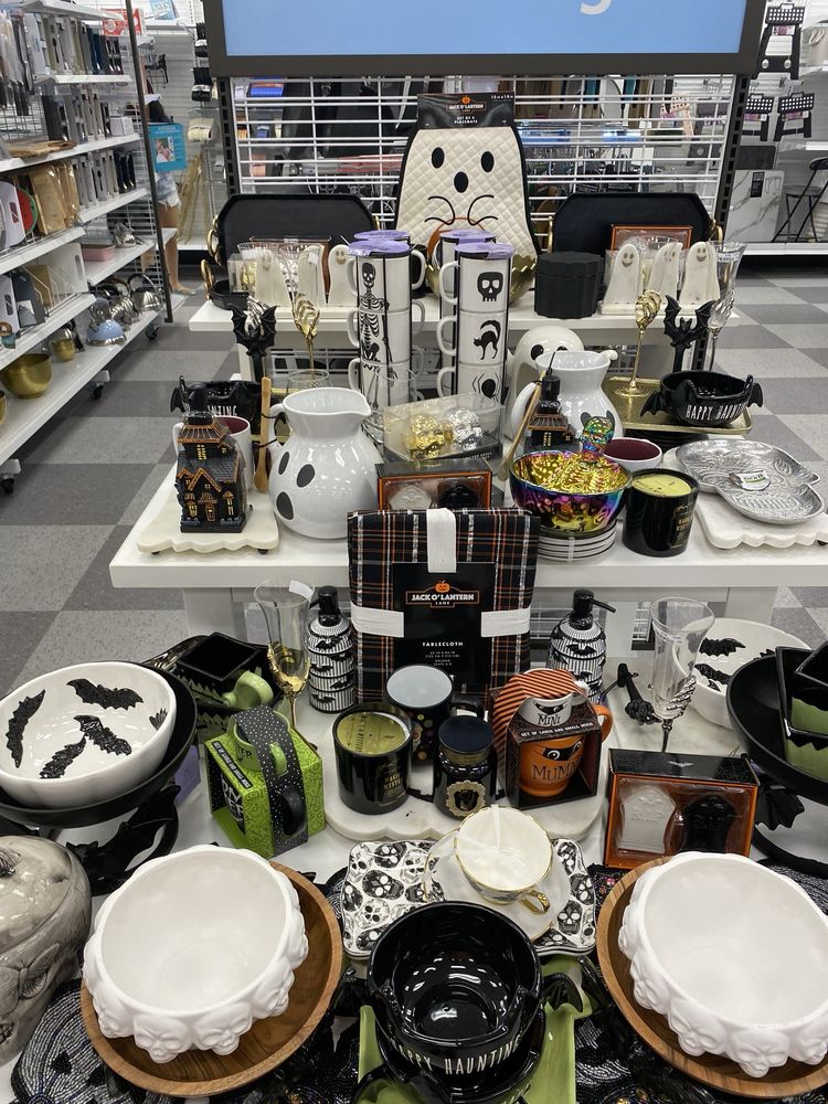 rosa clara wedding dresses Clará Orfeo A-Line Dress Bras to wear with Steve Madden Color:Cove Blue line silhouette—modern elegance for