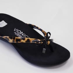 Kyle's Shoes - Kyle's Shoes - kylesshoes.com - 623-584-1445