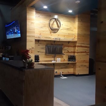 Ruse Brewing - Lots of beautiful wood. - Breweries Near Me - Portland, Oregon