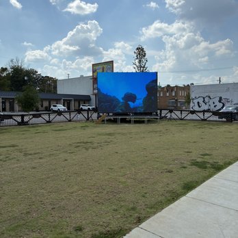 Totality Brewing - outdoor stage - Brewpubs Near Me - Chattanooga, Tennessee