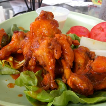 The Beach Bar - chicken wings - Bars Near Me - Honolulu, Hawaii The Beach Bar - chicken wings - Bars Near Me - Honolulu, Hawaii